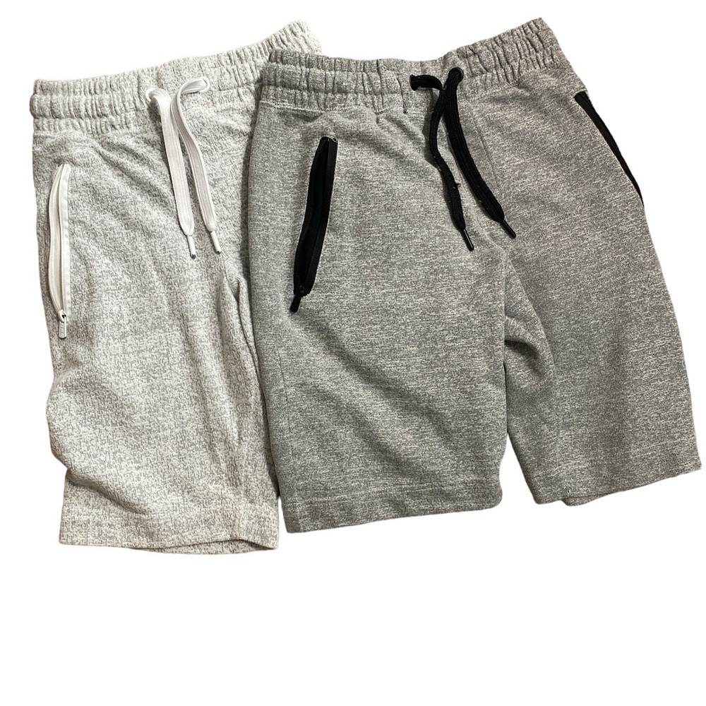 Bundle of 2 Mens’ Champs Sports Gear White Marble Sweat Shorts Zipper Pockets